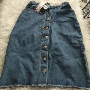 New Denim skirt